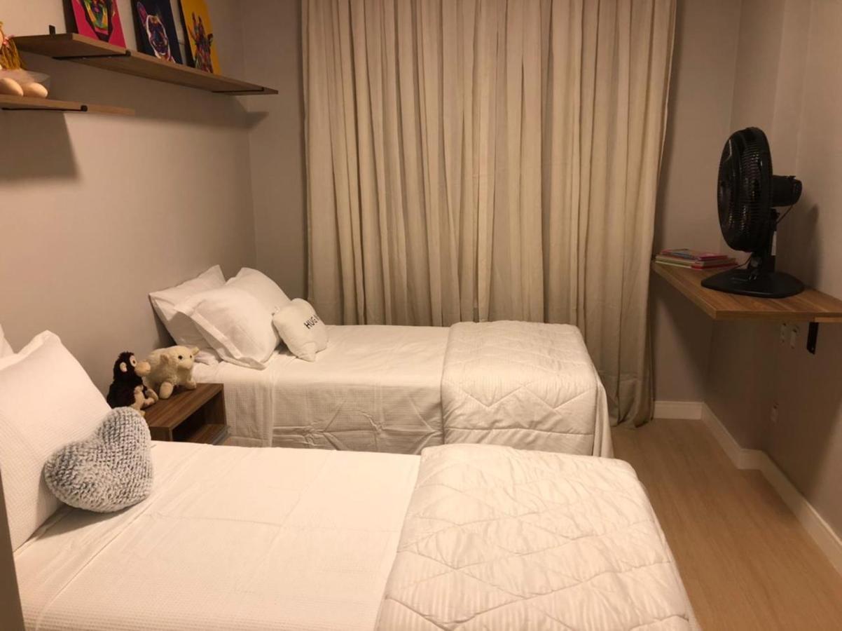 Este Amplo E Charmoso Apartamento Espera Por Voce!